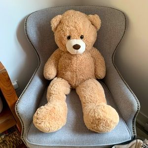Big teddy bear! About 100cm long, excellent condition (new)